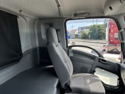
										フォワード　冷凍冷蔵車 full									