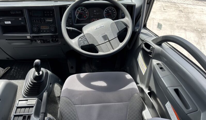 
								フォワード　冷凍冷蔵車 full									