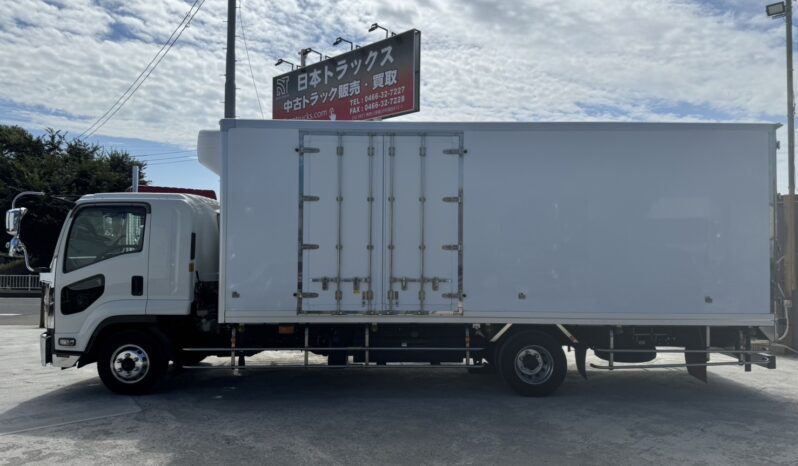 
								フォワード　冷凍冷蔵車 full									