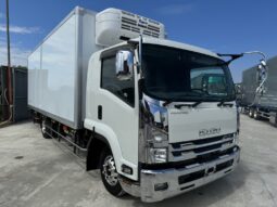 
										フォワード　冷凍冷蔵車 full									