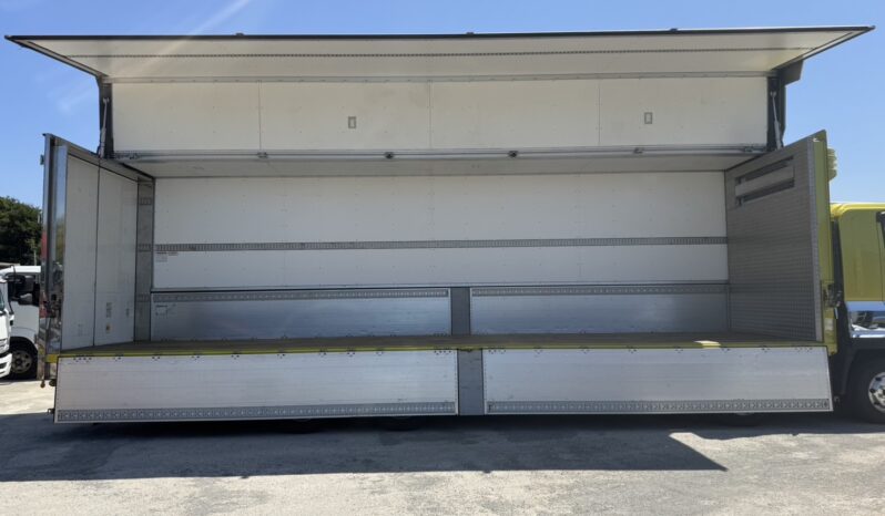 
								ギガ　冷凍ウィング full									