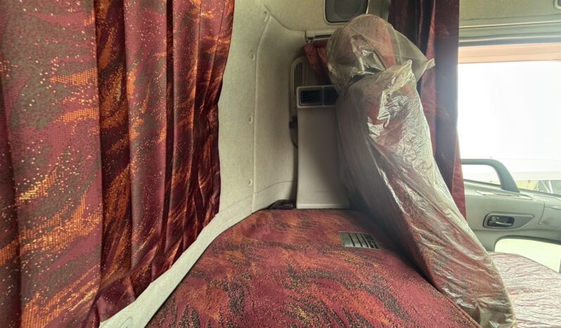 
								クオン　平ボディ　青 full									