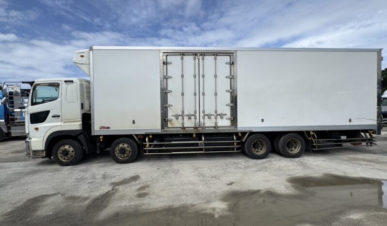 
								プロフィア　TU85SA　白 full									