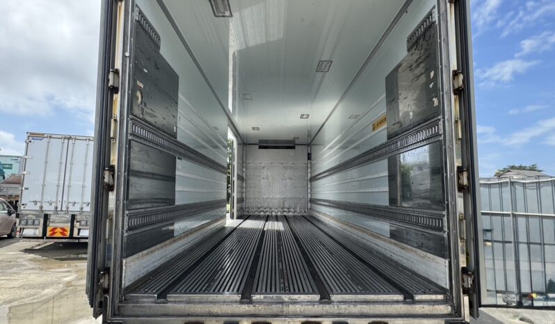 
								プロフィア　TU85SA　白 full									