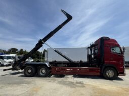 
										プロフィア　アームロール　赤 full									