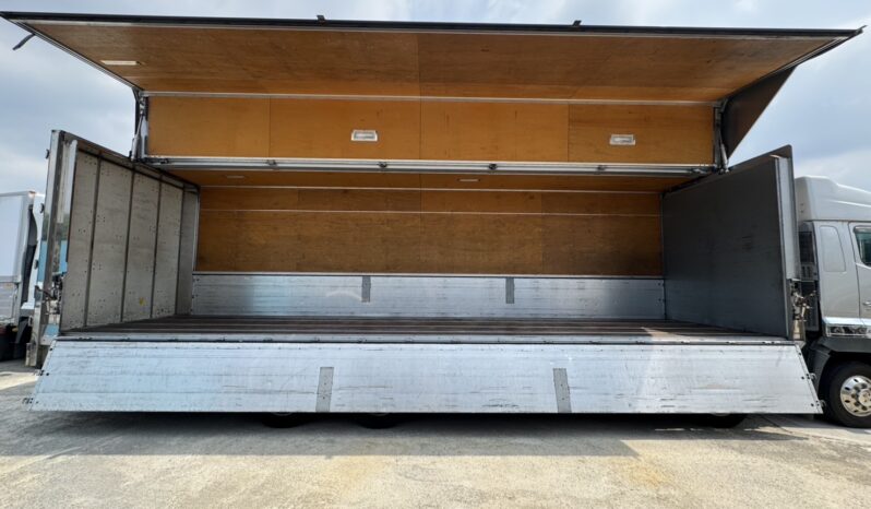 
								プロフィア　ウイング　銀 full									