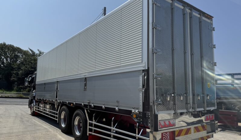 
								クオン　冷凍ウイング full									