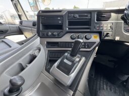 
										クオン　ウイング　金 full									