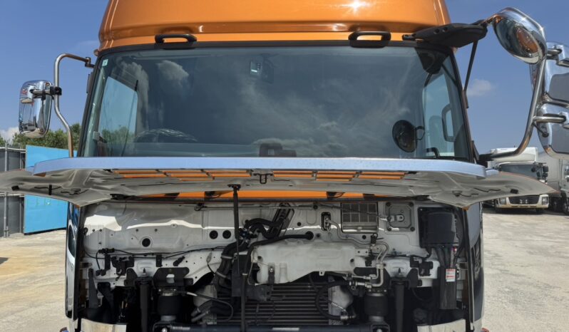 
								クオン　ウイング　金 full									