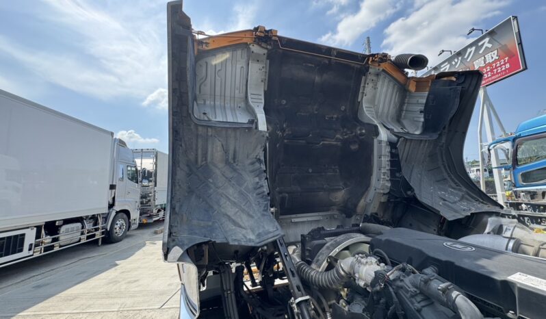 
								クオン　ウイング　金 full									