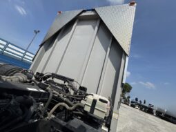 
										クオン　ウイング　金 full									