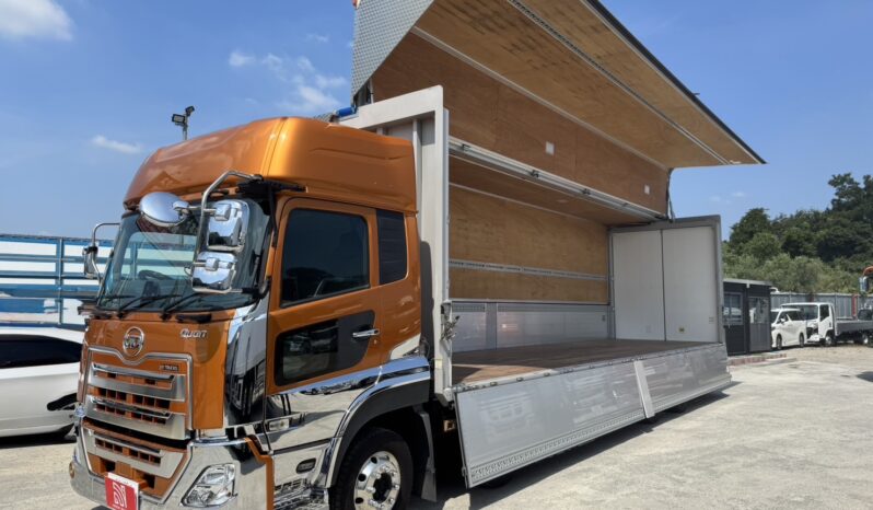 
								クオン　ウイング　金 full									