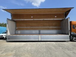 
										クオン　ウイング　金 full									