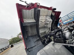 
										フォワード　ウイング　赤 full									