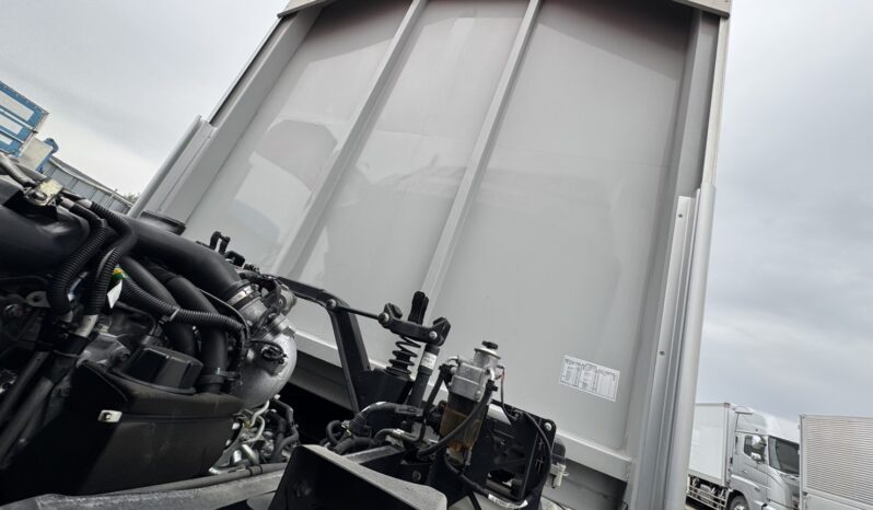 
								フォワード　ウイング　赤 full									