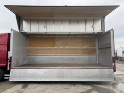 
										フォワード　ウイング　赤 full									