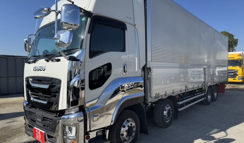 
								ギガ　ウイング　白 full									