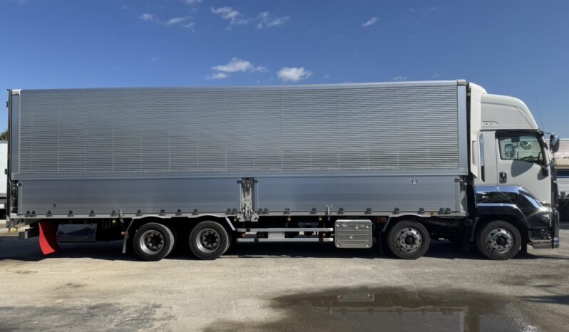 
								ギガ　ウイング　白 full									