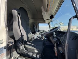 
										ギガ　ウイング　白 full									