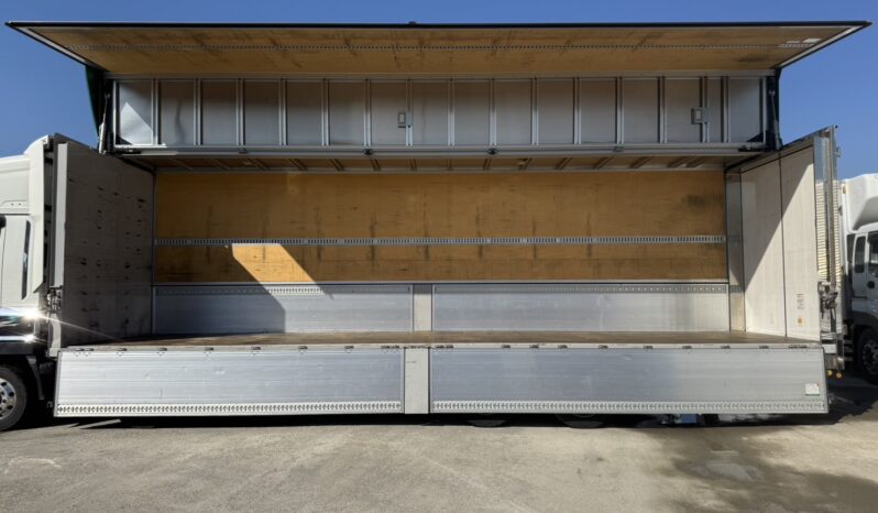 
								ギガ　ウイング　白 full									