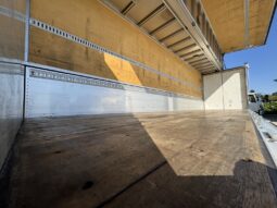 
										ギガ　ウイング　白 full									