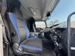 
										ギガ　ウィング　ロールーフ full									