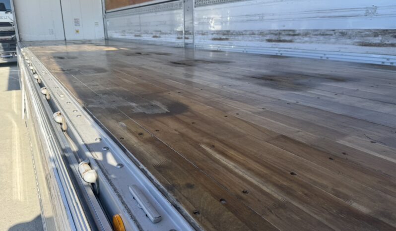 
								ギガ　ウィング　ロールーフ full									