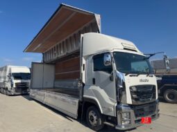 
										ギガ　ウィング　ロールーフ full									