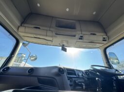 
										プロフィア　ヘッド　白 full									