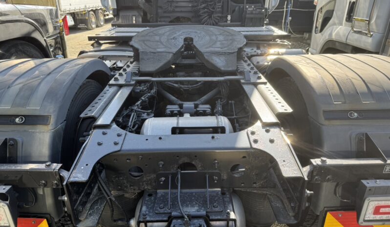 
								プロフィア　ヘッド　白 full									