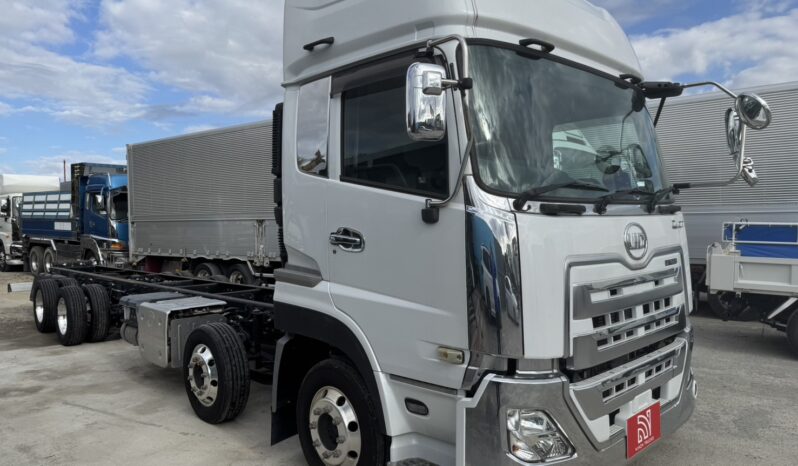 
								クオン　キャビン＆シャーシ full									