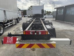 
										クオン　キャビン＆シャーシ full									