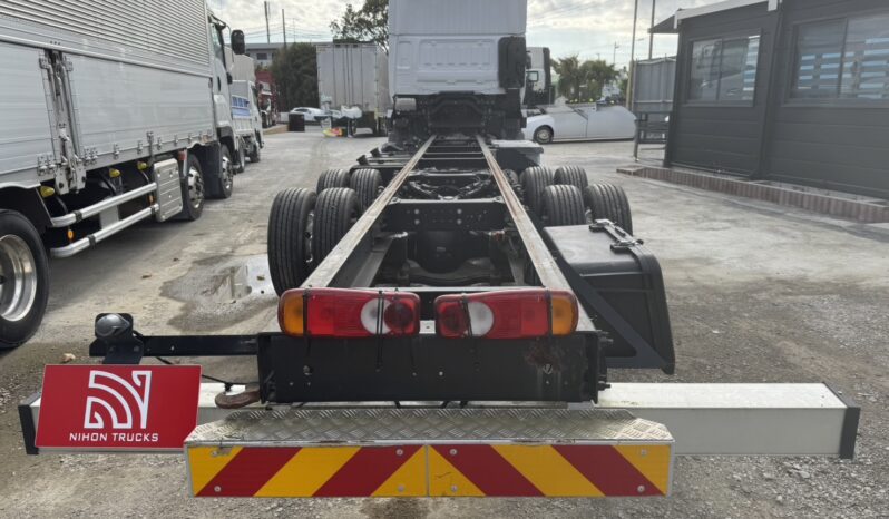 
								クオン　キャビン＆シャーシ full									