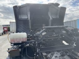 
										クオン　キャビン＆シャーシ full									