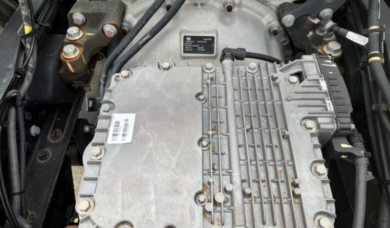 
								クオン　キャビン＆シャーシ full									