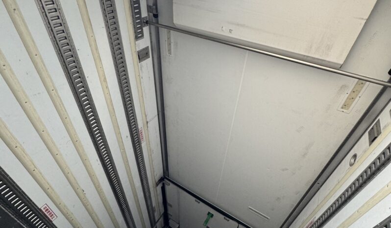 
								プロフィア　冷凍　茶・白 full									