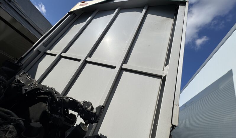 
								プロフィア　ウイング　ブルー/レッド full									