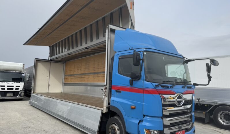 
								プロフィア　ウイング　ブルー/レッド full									