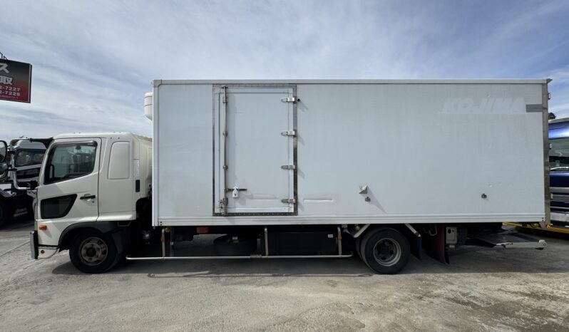 
								レンジャー　冷凍冷蔵車　 full									