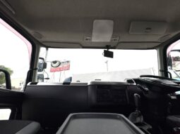 
										三菱　12ｔ　平ボディ　スタンション・D環金具付き full									