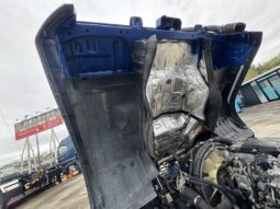 
										三菱　12ｔ　平ボディ　スタンション・D環金具付き full									