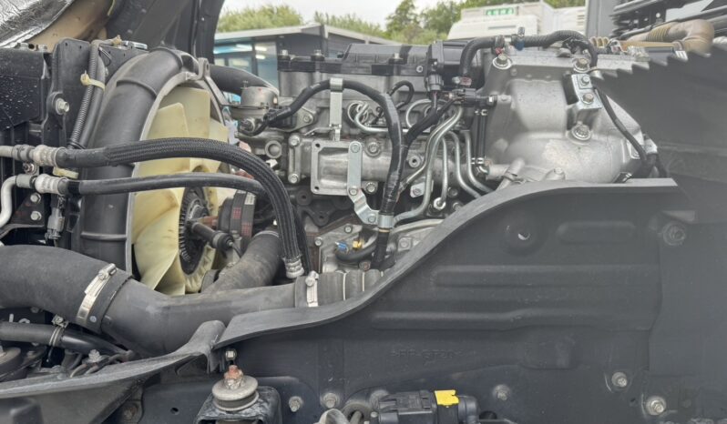 
								三菱　12ｔ　平ボディ　スタンション・D環金具付き full									