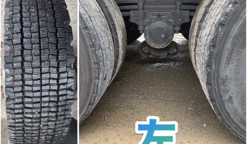 
								三菱　12ｔ　平ボディ　スタンション・D環金具付き full									