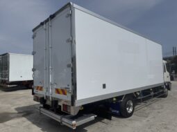 
										日野　レンジャー　冷蔵冷凍車　240PS　エアサス　-30℃　6MT full									