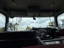 
										UDトラックス 10t超 ウィング 令和2年式 走行840000Km full									