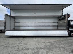 
										UDトラックス 10t超 ウィング 令和2年式 走行840000Km full									