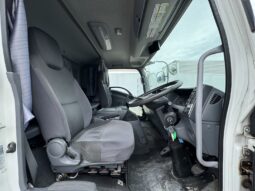 
										いすゞ 4t バン 平成28年式 走行810000Km full									
