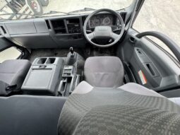 
										いすゞ 4t バン 平成28年式 走行810000Km full									